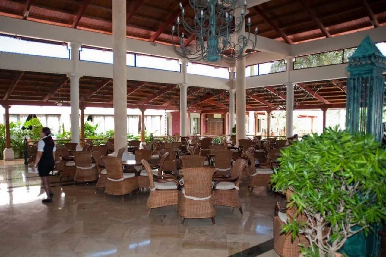 Отель Bahia Principe Grand Bavaro Пунта-Кана 5*,